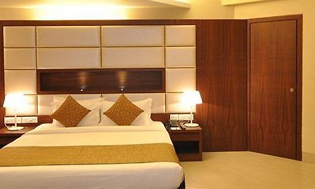 Kempton Hotel Calcutta Eksteriør billede