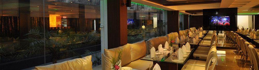 Kempton Hotel Calcutta Eksteriør billede