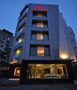 Kempton Hotel Calcutta Eksteriør billede