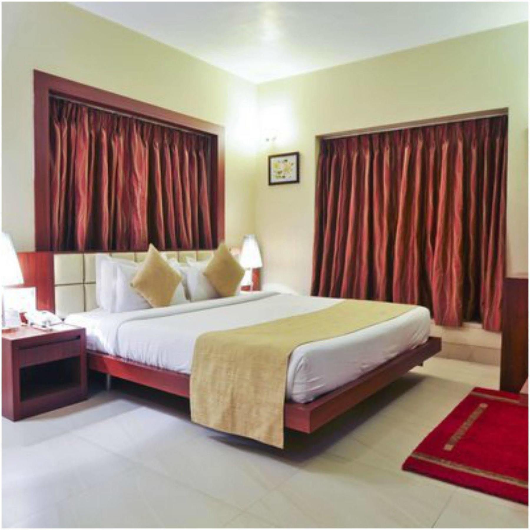 Kempton Hotel Calcutta Eksteriør billede