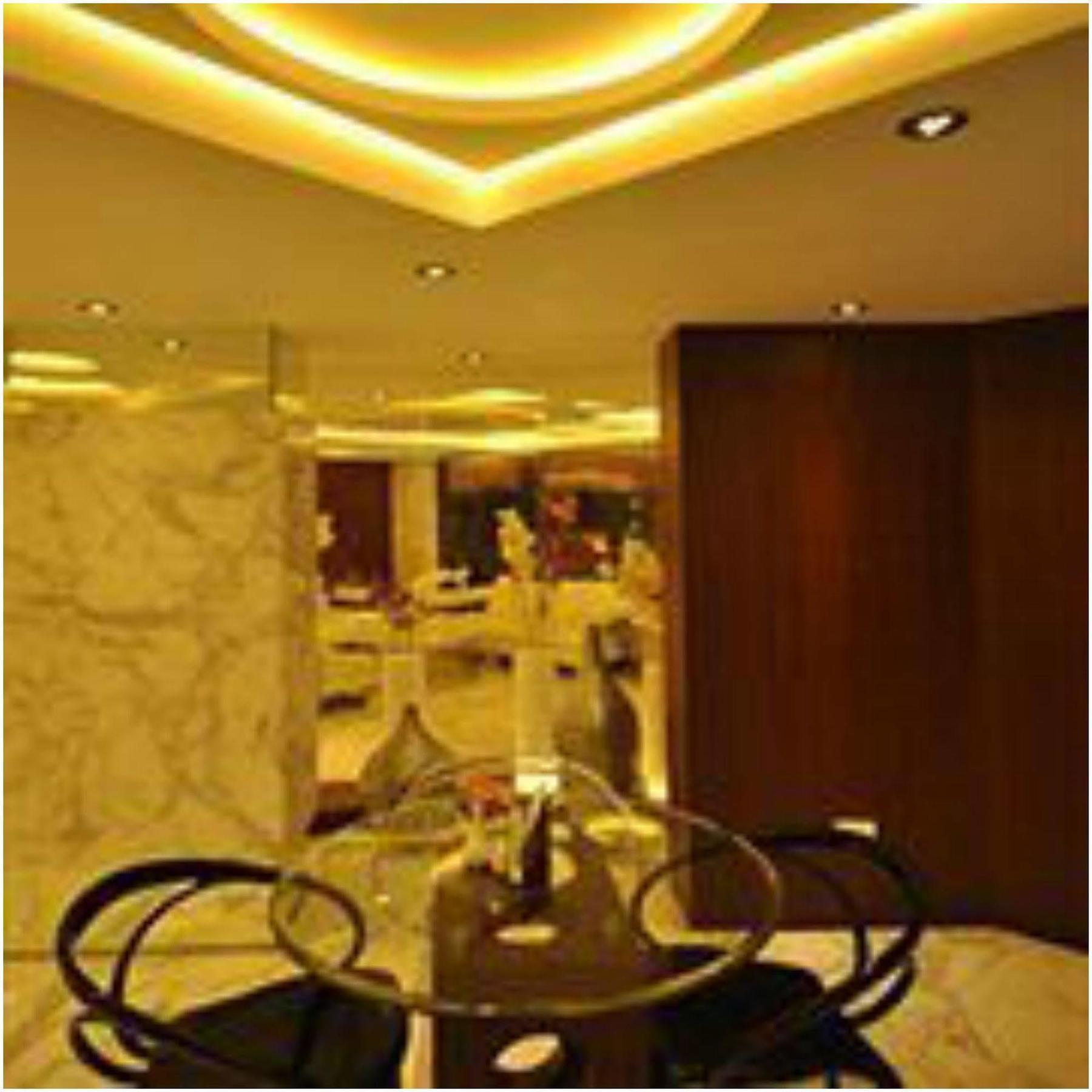 Kempton Hotel Calcutta Eksteriør billede